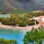 The Villages, C3 , Havuz, Barbeku, Balkon Teras 厄吕代尼兹
