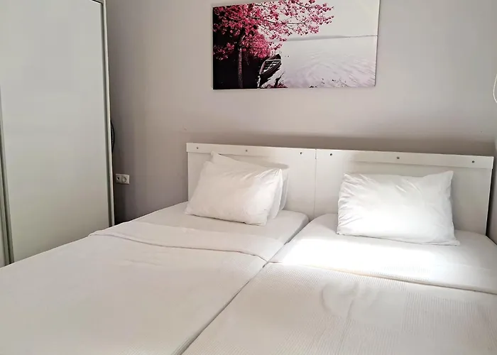 דירה The Villages, C3 , Havuz, Barbeku, Balkon Teras
